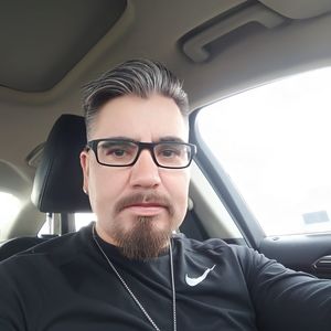 Meet your Posher, Victor